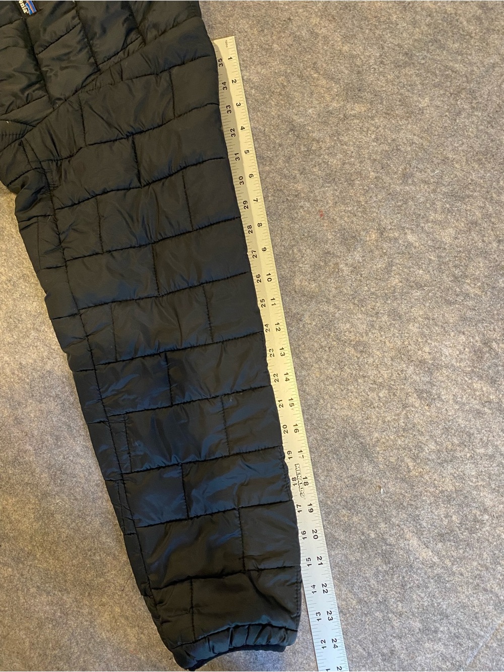Patagonia Puffer Jacket - Picture 5 of 7